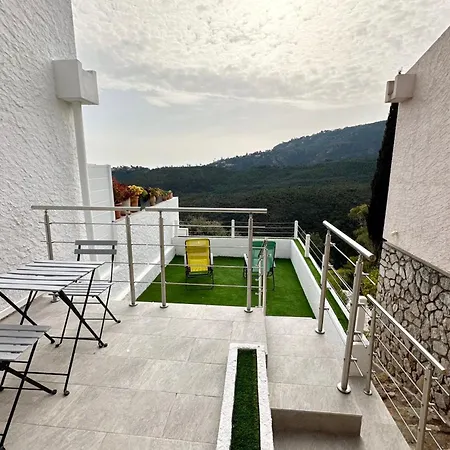 Sublime With Large Terrace And Pool Apartment *